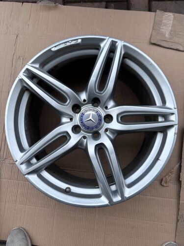 19" Mercedes-Benz Silver Alloy Wheel A2134012100 J9X19H2 ET49 AMG J9 Rear Alloy - Picture 1 of 12