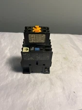 TELEMECANIQUE Contactor LC1D1810 WITH LA1-D20