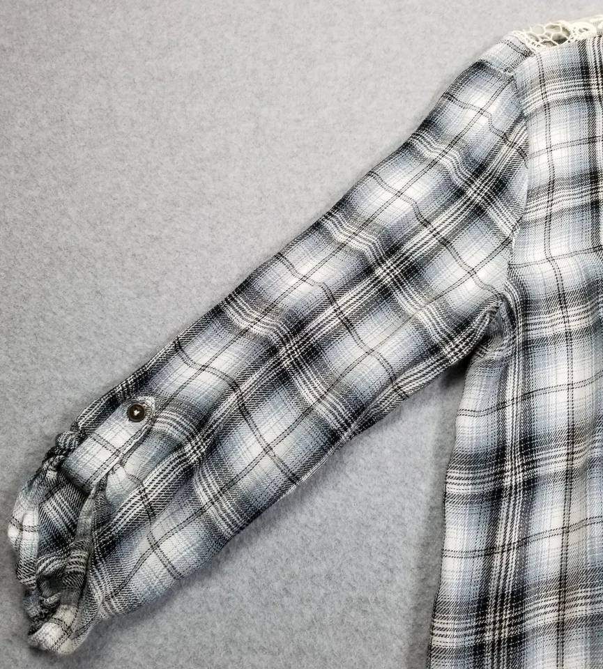 Xhilaration Top Women’s Medium M Plaid ¾ Sleeve Open Front Sheer Lace Back Drape - Image 2 of 4