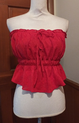 Willow & Root Size Medium Red Top Strapless Ruffles Stretchy 13'' L Wilr