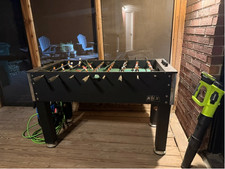 kick 55' foosball table, black green;