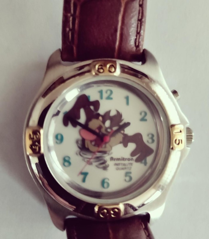 VINTAGE TAZ (TASMANIAN DEVIL) WATCH - Armitron Quartz Looney Tunes 2200/175 T925