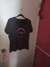 Women's Size XL Baltimore Ravens NFL Graphic Tshirt