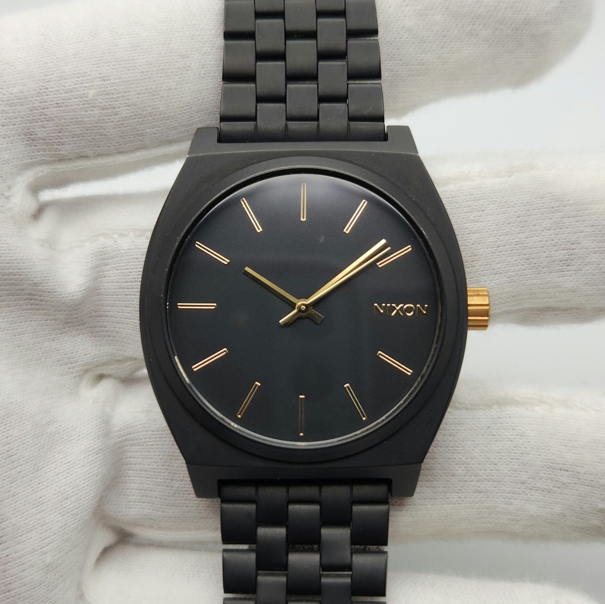 Nixon The Time Teller Unisex 37mm Black w/ Gold Accent Minimal