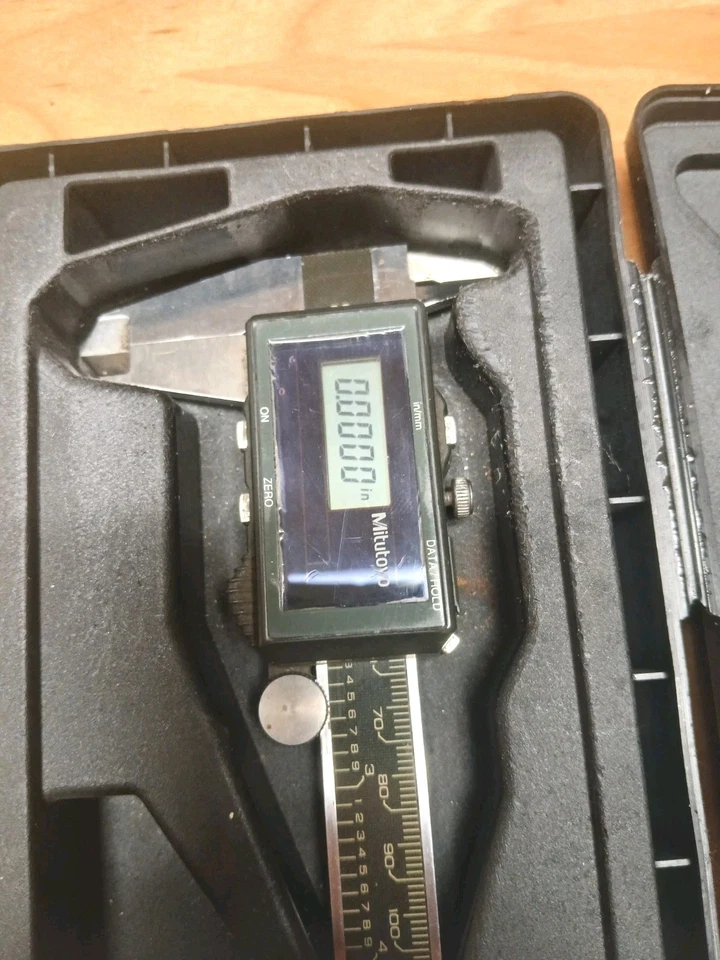 Mitutoyo Pinza Digital Solar CD-S6"M 6"150mm ABS Precisión de Japón 500-424 Foto 2 de 4