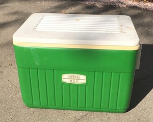 green ice chest