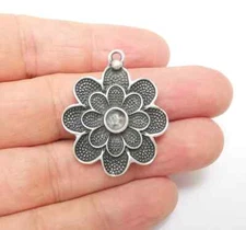 2 Pcs Flower Dangle Charms Antique Silver Plated Erarring Charm (37x31mm) G35630