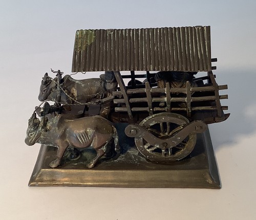 Vintage Brass Bullock Cart / Carriage Pulled By Two Oxen With Driver & Passenger - Picture 3 of 12