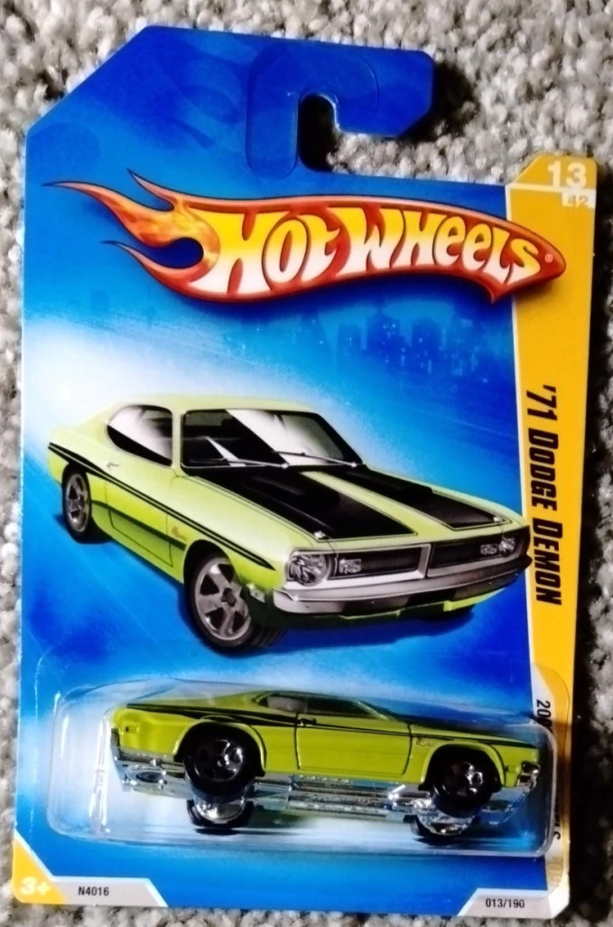 Hot Wheels '71 Dodge Demon 2009 New Models 13/42 Green Mattel Sealed