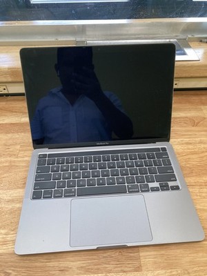 MacBook Pro (13-inch, 2020, Two Thunderbolt 3 ports) FOR PARTS OR REPAIR!!!!