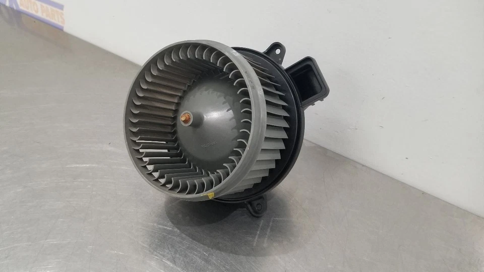 24 MOTOR SOPLADOR AIRE ACONDICIONADO FORD F450 SUPER DUTY Foto 3 de 4