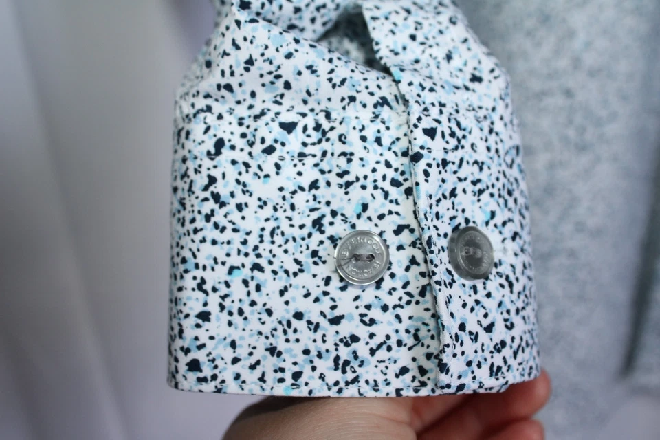 Reaction Kenneth Cole Manga Larga Abotonada Blanco Azul Salpicaduras Calce Ajustado Grande Foto 4 de 4