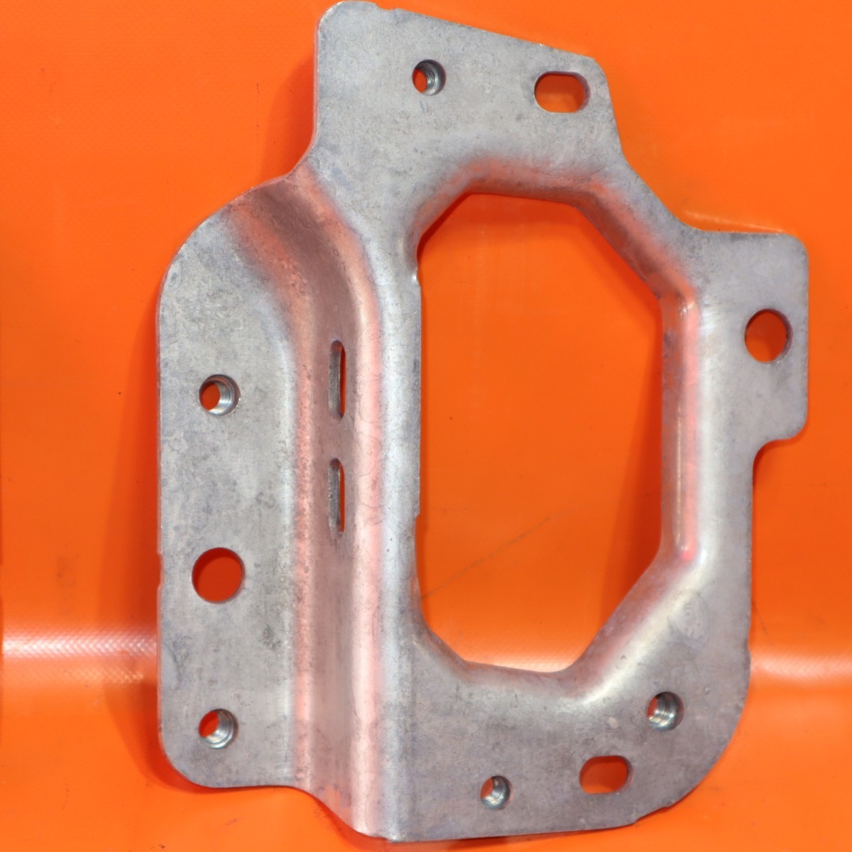 BENTLEY GT GTC REINFORCEMENT BRACKET FRONT L/R 2012 2013 2014 2015 3W0805677B
