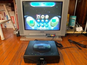 Sega Saturn MK-80000A US model 2 console system + controller + Sonic 3D Blast