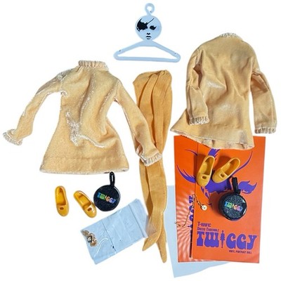 Franklin Mint Twiggy Doll 16'' T-rrific Outfit  Velour Swing Dress Purse Extras