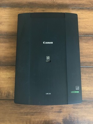 Canon CanoScan LIDE 220 Photo & Document Scanner, Great Condition /No Power Cord