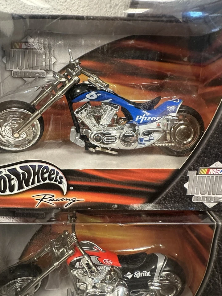 NASCAR HOT WHEELS Thunder Series 2002 1:18 Custom Bikes Lote de 5 Nuevas Foto 3 de 4