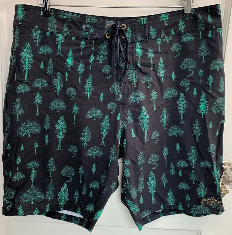MEN’S UNITED BY BLUE BOARD SHORTS, SIZE 38, 9” INSEAM.