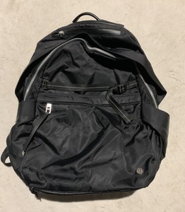 lululemon reflective backpack