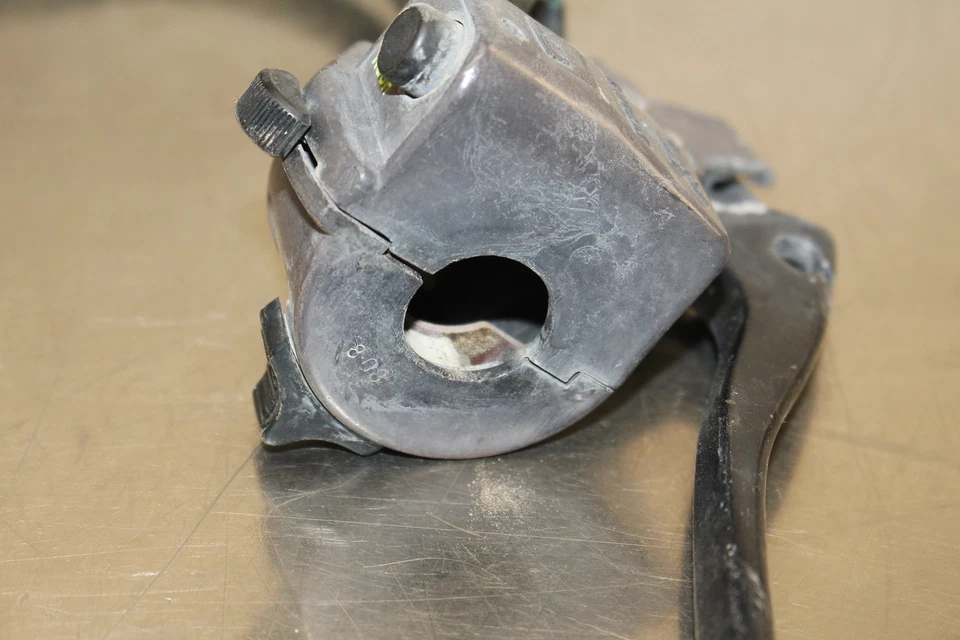 1979 年本田 Hawk I 400 CB400T 右夹手推车水平 C397 — 第 4/4 张图片