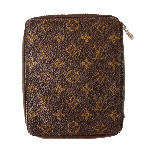 PASSEPORT MONOGRAMME LOUIS VUITTON AGENDA DE VOYAGE - Photo 1 sur 9