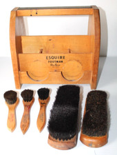 Vintage Esquire Footman Deluxe Wooden Shoe Shine Box  5 Horse Hair Brushes