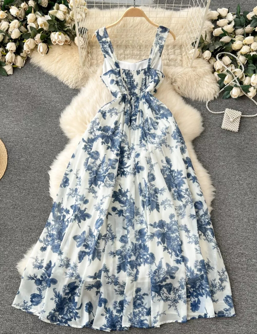 Robe Costume ??l?�gant Long Satin Boho Chic Bleu Blanc Motif ?� Fleurs Gipsy 00733 | eBay