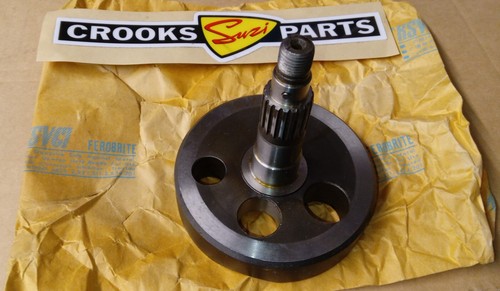 Medio cigüeñal derecho genuino Suzuki RM125 Z nuevo 12220-14110 1982 - Imagen 5 de 12