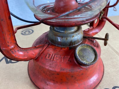 Vintage Dietz Junior Oil Lantern no. 20 12