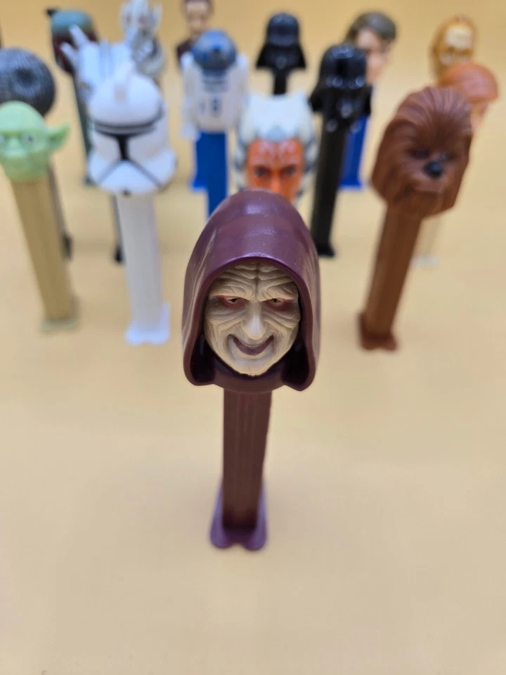 STAR WARS Pez Dispensers LOT Of 16  Excellent Pez Collection - Image 2 of 4