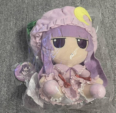 Gift Touhou Project Patchouli Plush Doll Fumo Fumo Pache Series 75 With TinBadge