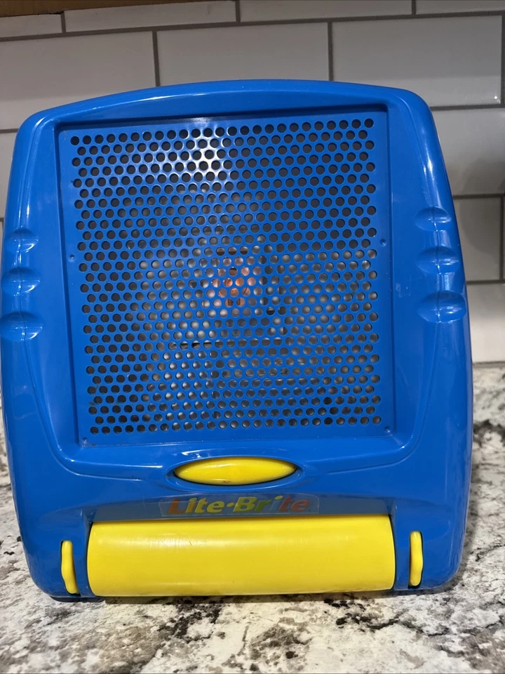 2003 Used Hasbro USA Lite Brite Blue/Yellow Kid’s Flat Screen With Box - Image 4 of 4