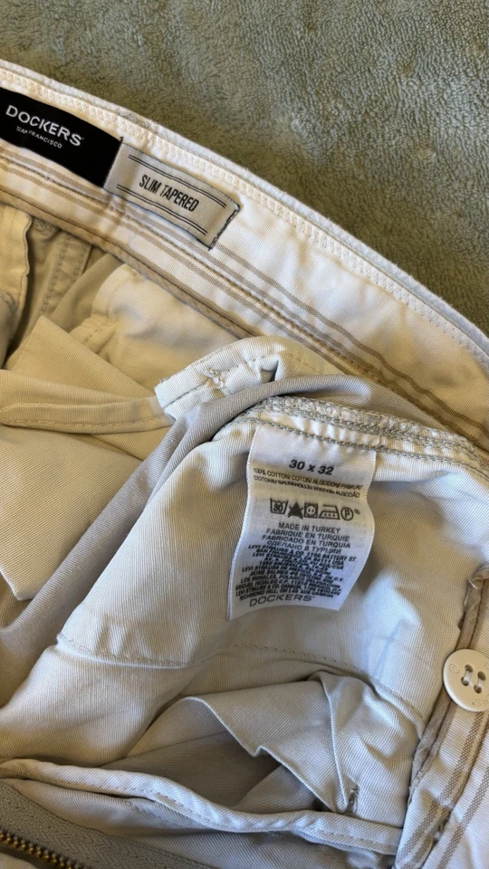 Dockers Slim Tapered Beige Cotton Chino Trousers 30W 32L - Image 4 of 4