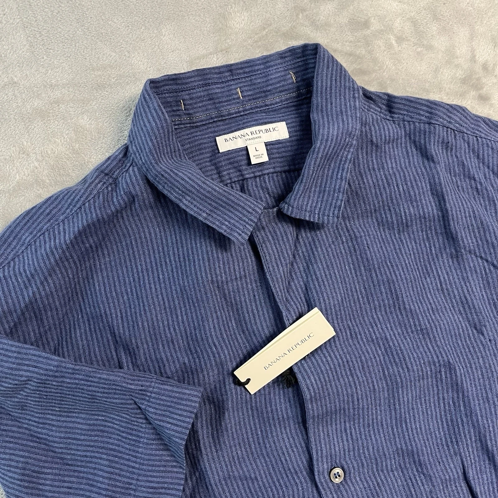 Banana Republic Standard Shirt Mens L Blue Striped 100% Linen Short Sleeve
Opens in a new window or 