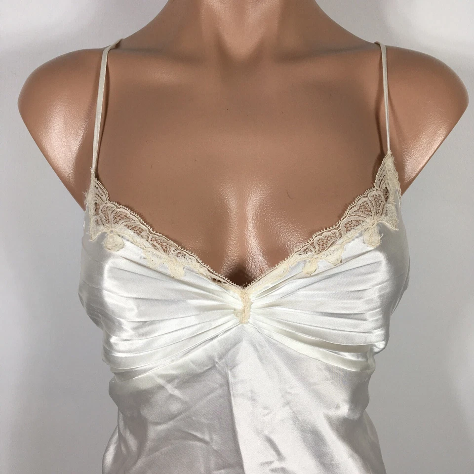 Camisón Babydoll de Satén y Encaje Jonquil Por Diane Samandi Greta Novia L Foto 4 de 4