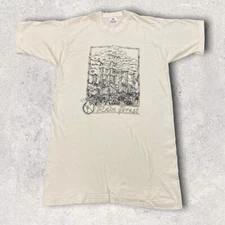 Vintage 90s USA tropical rainforest nature wildlife graphic cream t-shirt