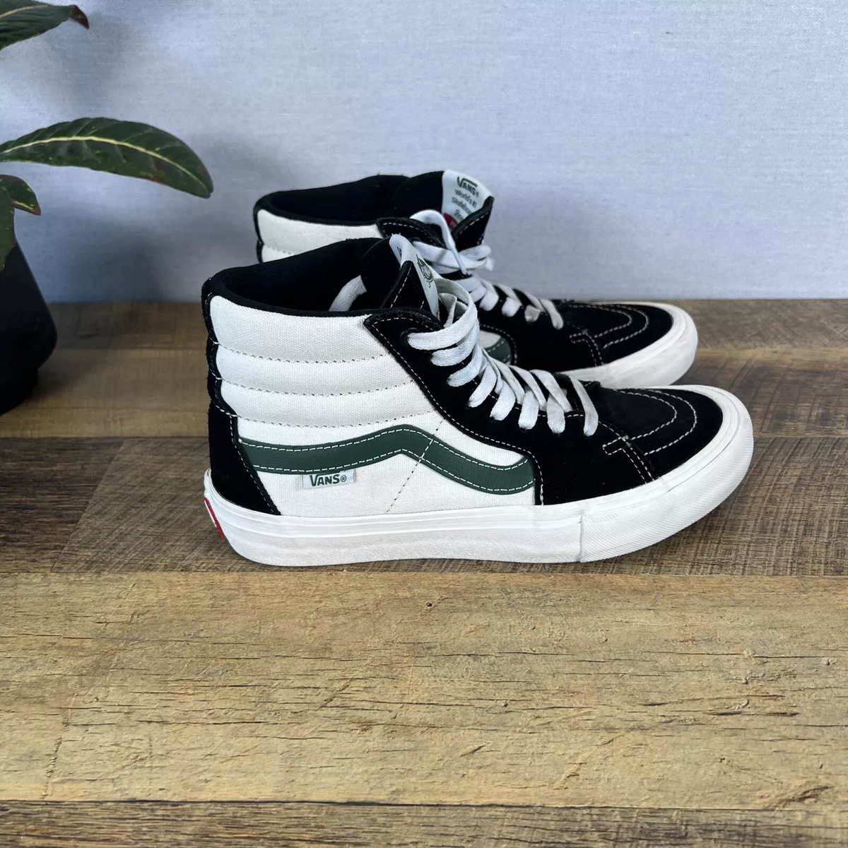 Sk8 hi pro clearance black white
