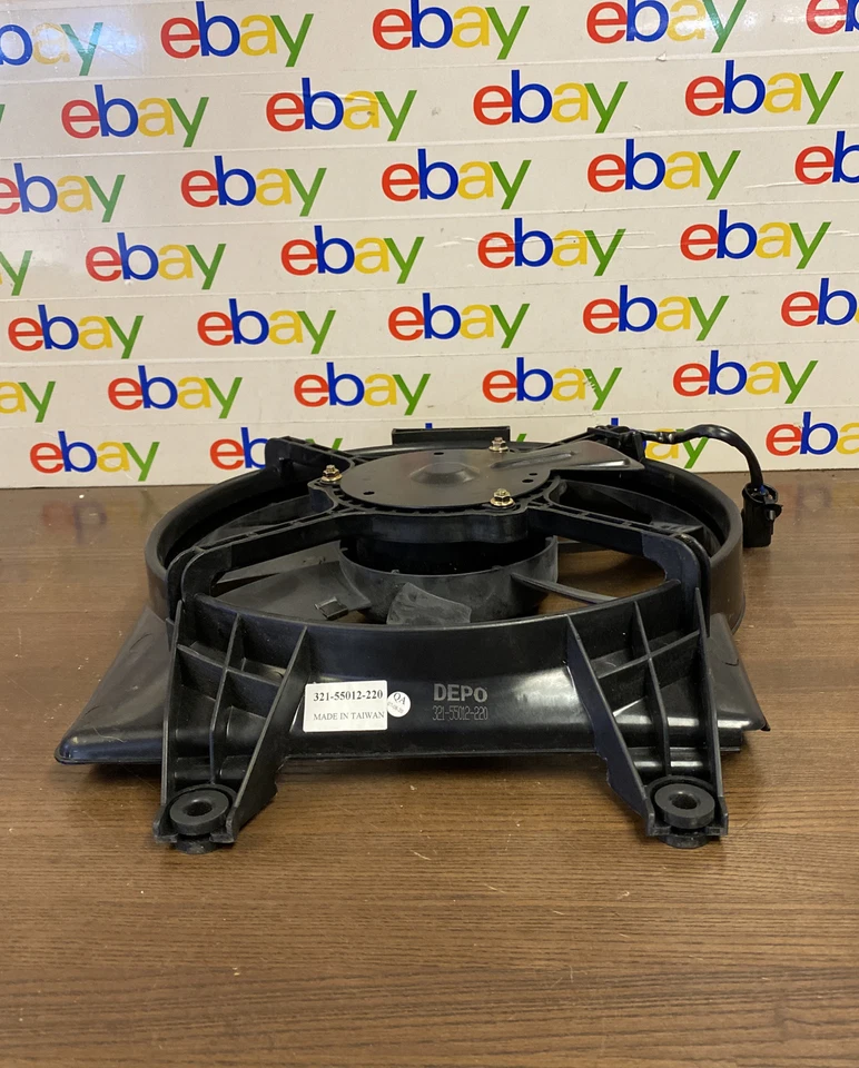 Ventilador condensador aire acondicionado manual Hyundai Accent 2000-2003 1,5 L 4 cilindros Foto 3 de 4