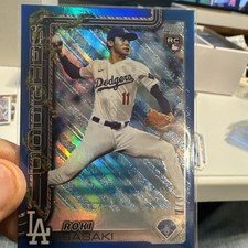 2025 Topps Holiday Baseball Checklist Guide in-content 29