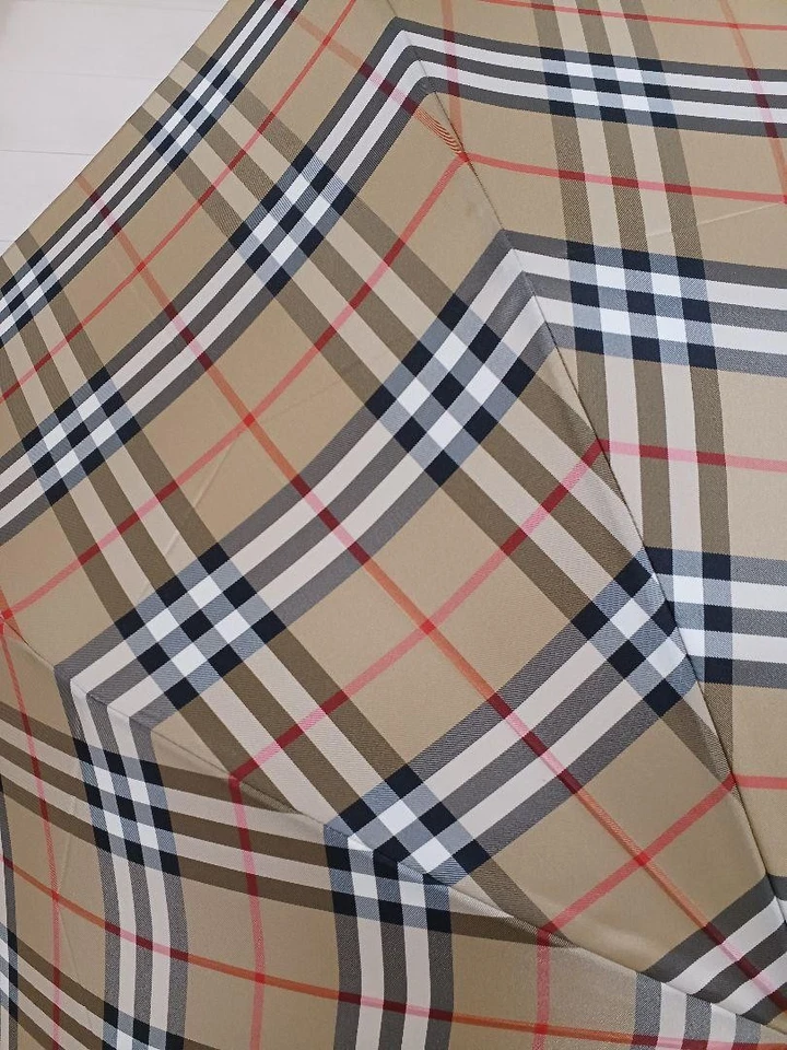 BURBERRY Folding Umbrella Nova Check Carbon Fiber Frame Super Water Repellent JP - Image 3 of 4