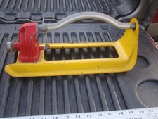 Vtg METCO Wave Sprinkler Oscillating Metal Sprinkler Lawn & Garden USA Made HTF