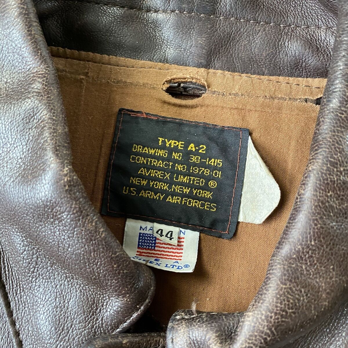 Avirex Flight Bomber Type A-2 USAAF Brown Leather Jacket Avirex Flight Bomber Type A-2 USAAF Brown Leather Jacket