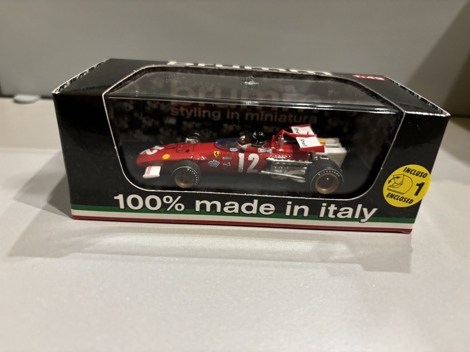 Foto 1 di 4