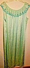 Womens Vtg Night Gown Green Scallop Edges eyelet Sleeveless size M tie bow 55 L