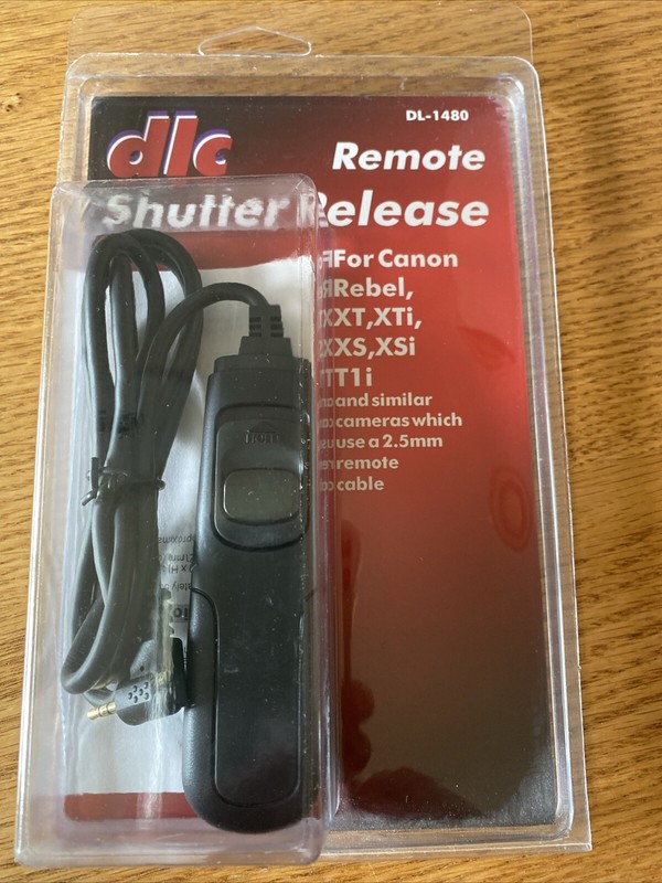 DLC REMOTE SHUTTER RELEASE DL-1480 FOR CANON REBEL, XT, XTi and cameras/2.5mm 