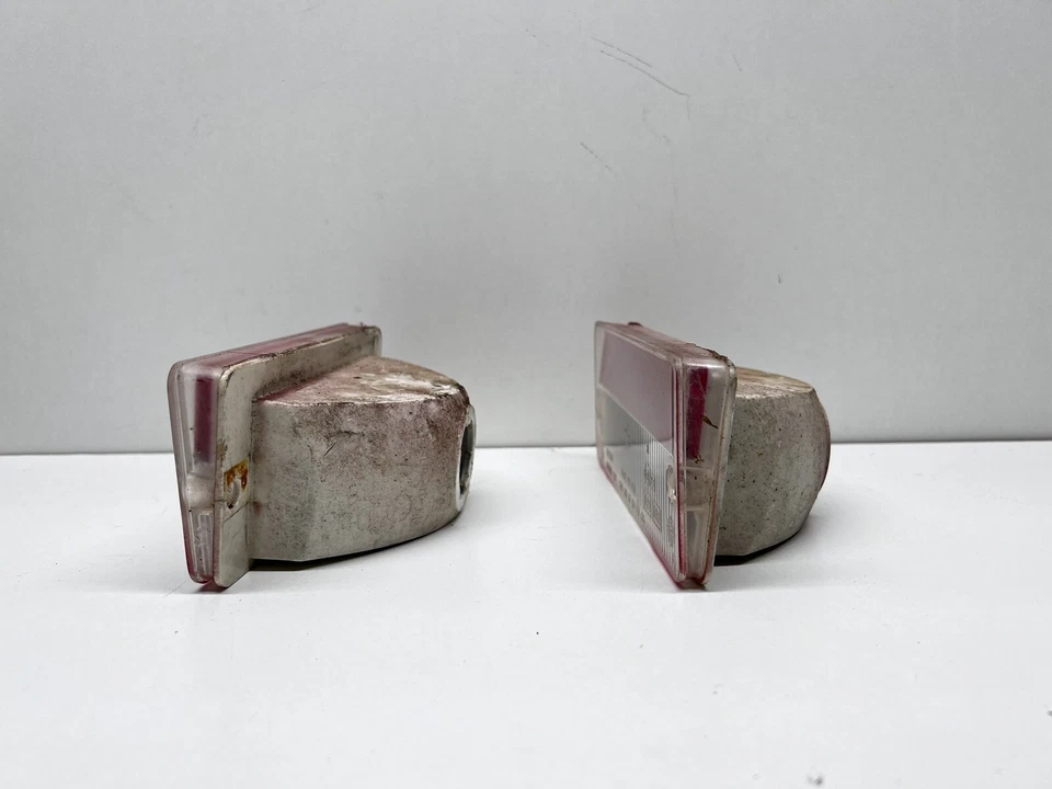 Luces de parachoques trasero derecho + diestro Chrysler Lebaron GTC 1987-1995 OEM Foto 3 de 3