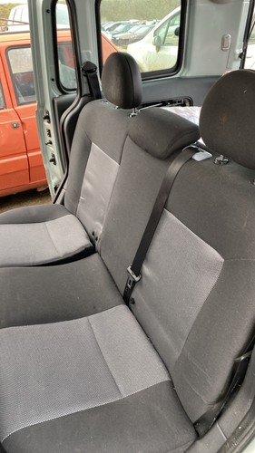 ACHTERBANK Opel Combo Tour (Corsa C) MPV 1.3 CDTI 16V (Z13DTJ) 13108502 - Afbeelding 3 van 4