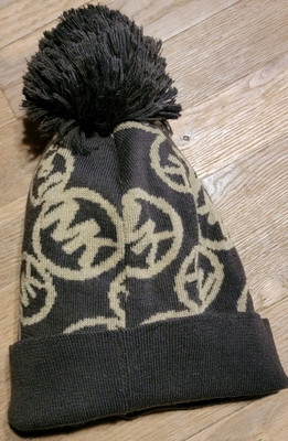 Michael Kors Pom Beanie Brown All Over Print Circle Monogram  display picture 3