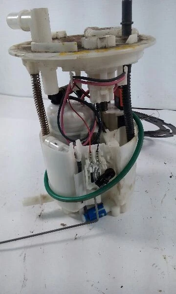 Bomba de combustible Ford Explorer 14-15 3,7 litros montada en tanque bajas emisiones California Foto 3 de 4