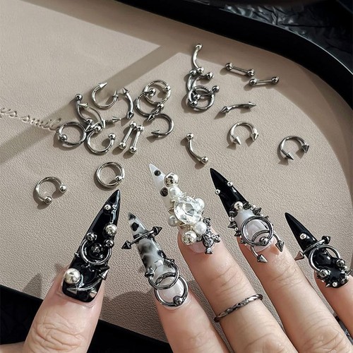 130-teiliges 3D Nagel-Charms Set In Silber – Y2K Style DIY Zubehör Für Schmuck & Nail Art